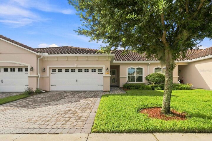 Property Photo: 2260 Painter Lane FL 34741