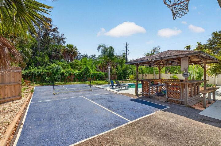 Property Photo:  166 Pinellas Way N  FL 33710 