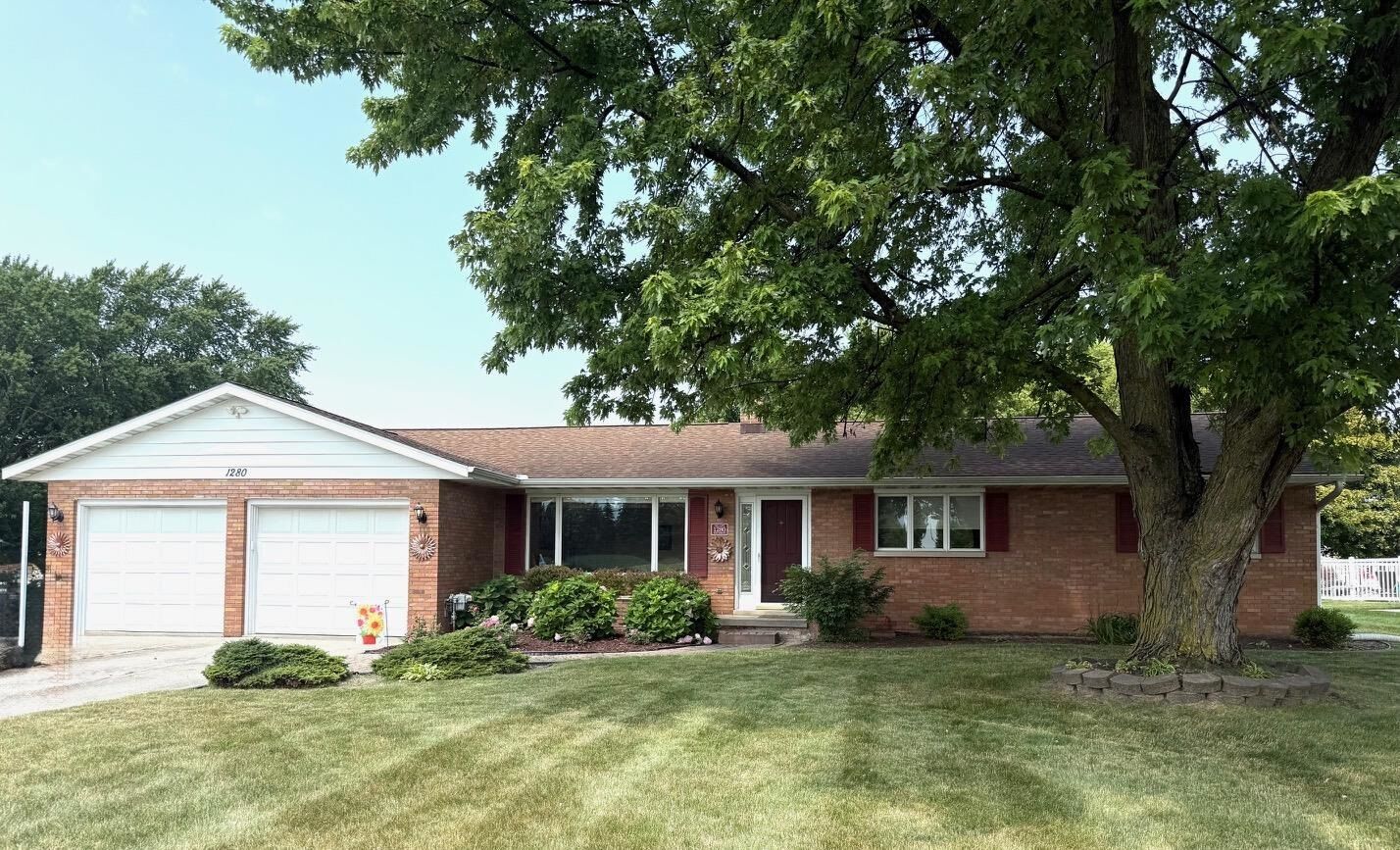 Property Photo:  1280 W Borton Road  MI 48732 