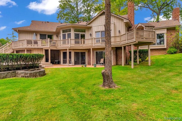Property Photo: 1887 Harvest Lane MI 48302 1227