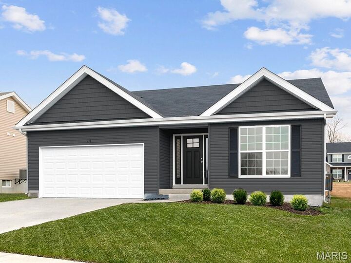 Property Photo: 2 Aspen Ii At Elkhorn Ridge Manors MO 63380