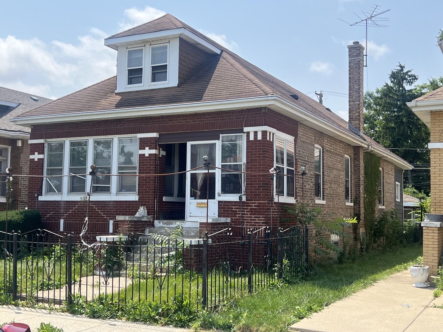 Property Photo: 9322 S Ada Street IL 60620