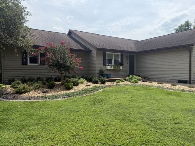 Property Photo:  10468 Chayla Road  IL 62959 