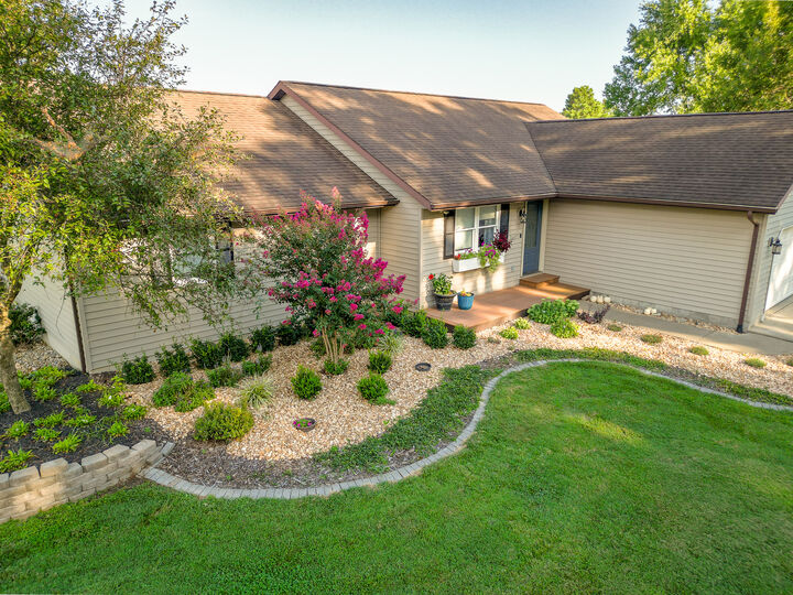 Property Photo:  10468 Chayla Road  IL 62959 