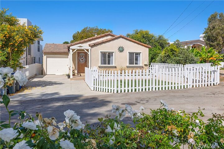 Property Photo:  1415 Corona  CA 90254 