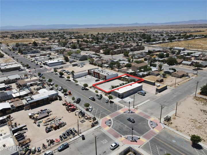 Property Photo: 2753 Diamond Street CA 93560