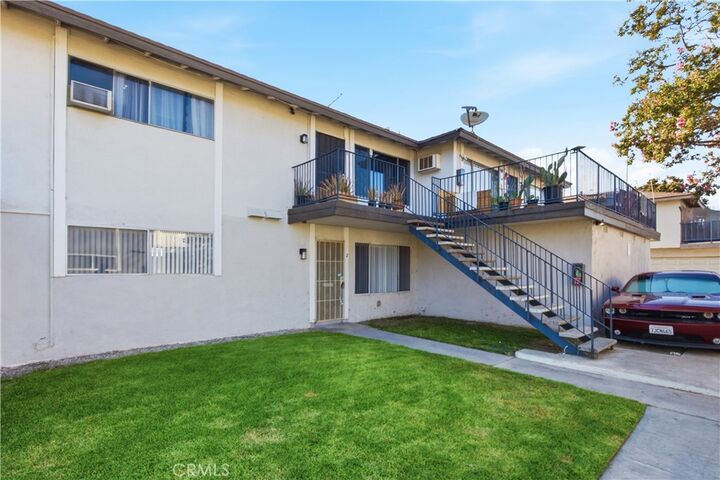 Property Photo:  2337 E Omega Avenue  CA 92806 