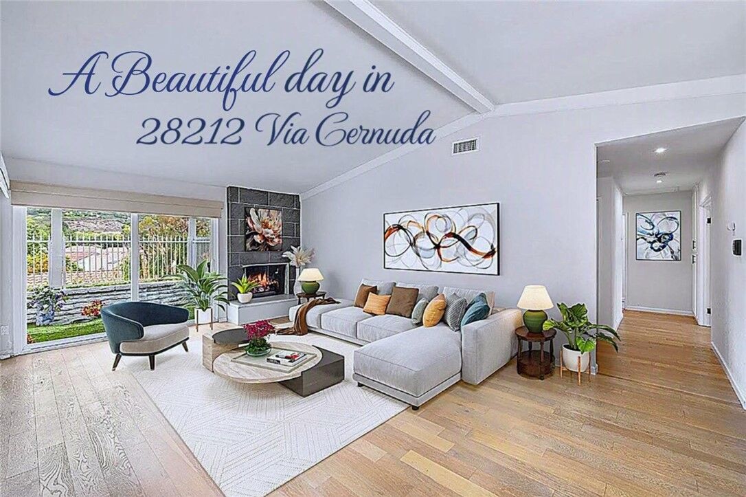 Property Photo:  28212 Via Cernuda  CA 92692 