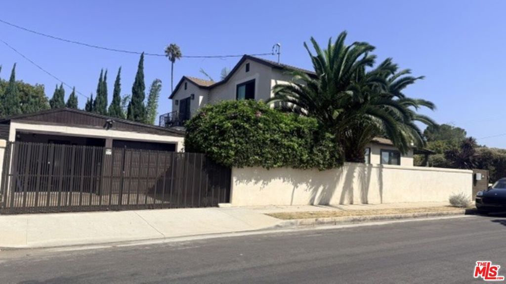 Property Photo: 4089 Michael Avenue CA 90066