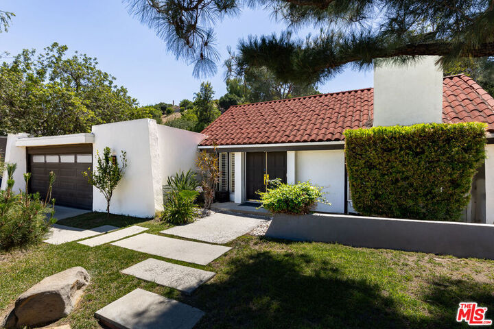 Property Photo:  4101 Tarrybrae Terrace  CA 91356 