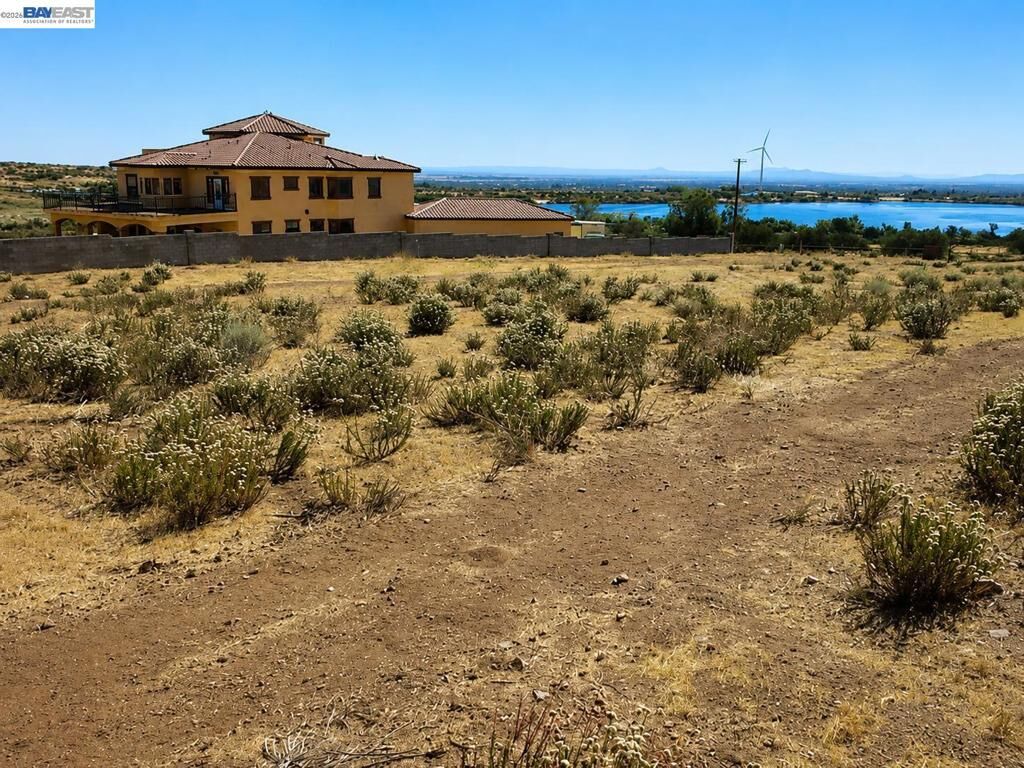 Property Photo: El Camino Dr Hacienda Dr CA 93551