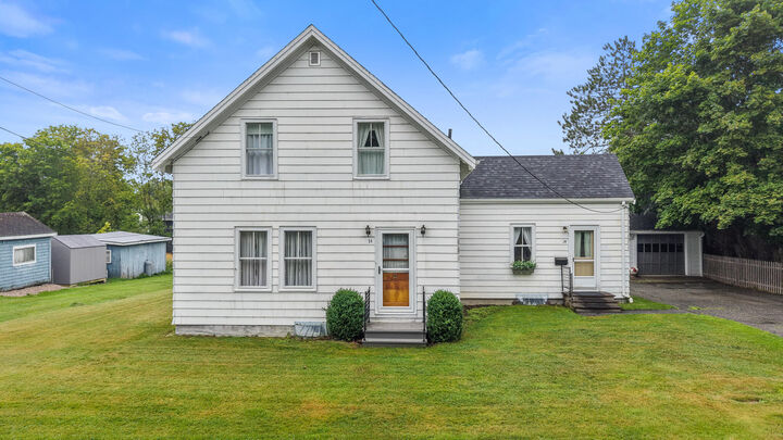 Property Photo: 14 Bruce Street ME 04654