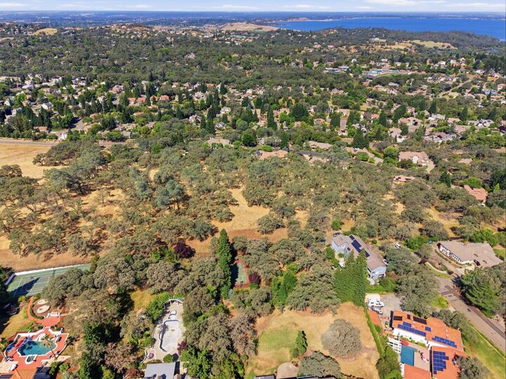 Property Photo: 1100 Firth Way CA 95762
