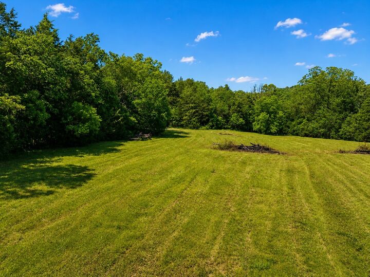 Property Photo: 180 Lake Hollow Rd TN 37190