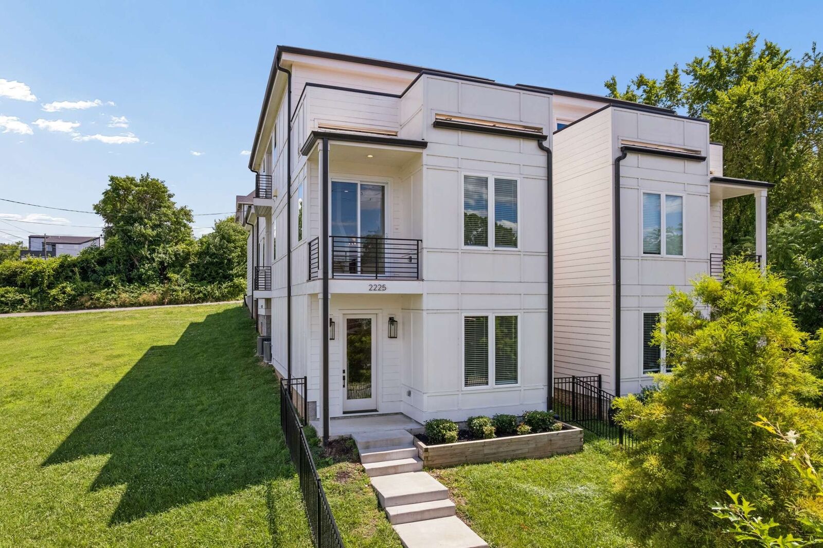 Property Photo:  2225 Herman St  TN 37208 