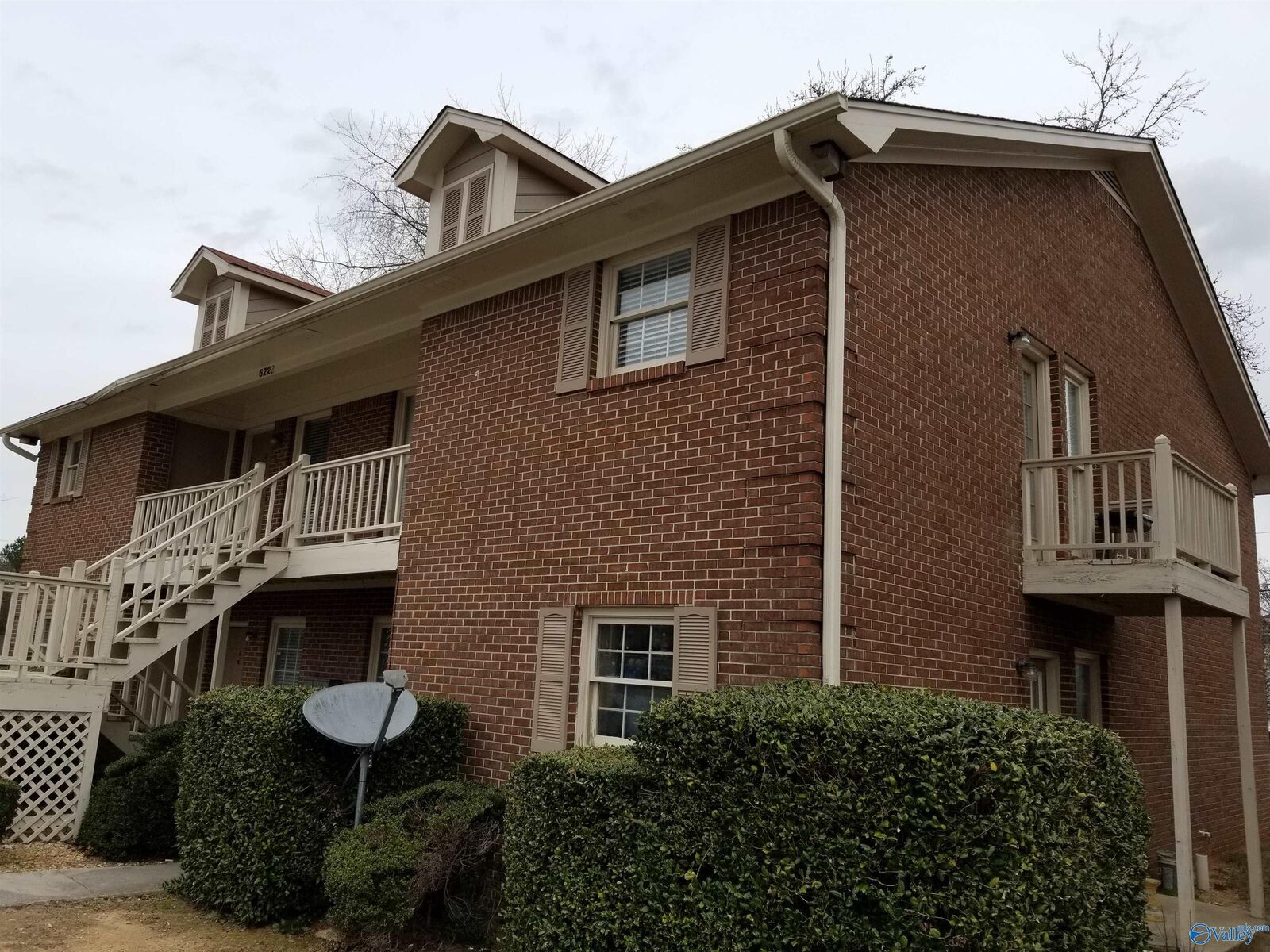 Property Photo: 6218 Robinhood Lane C AL 35806