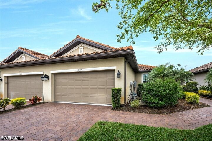 Property Photo: 8209 Lucello Terrace W FL 34114