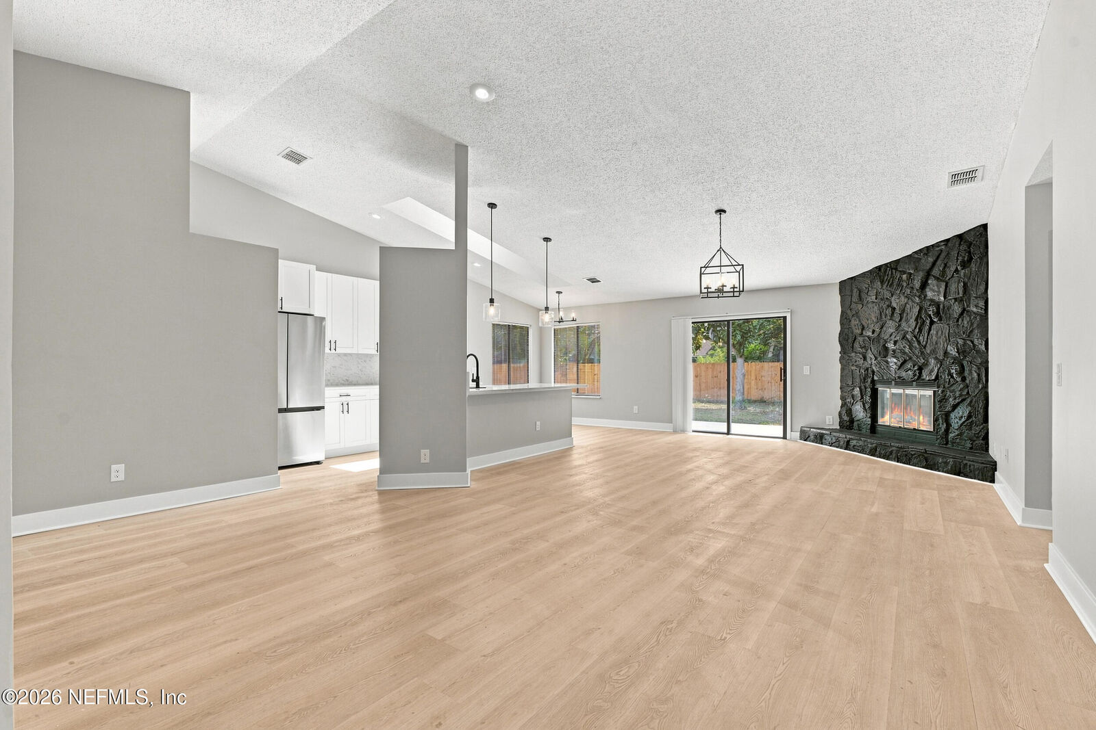 Property Photo: 13130 Everett Court E FL 32225