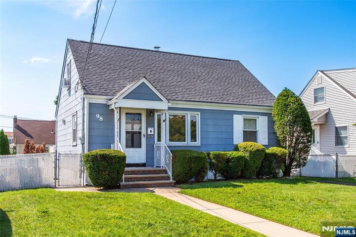 Property Photo: 98 Tuella Avenue NJ 07407