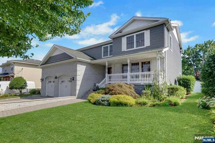 Property Photo:  375 Sanford Avenue  NJ 07071 