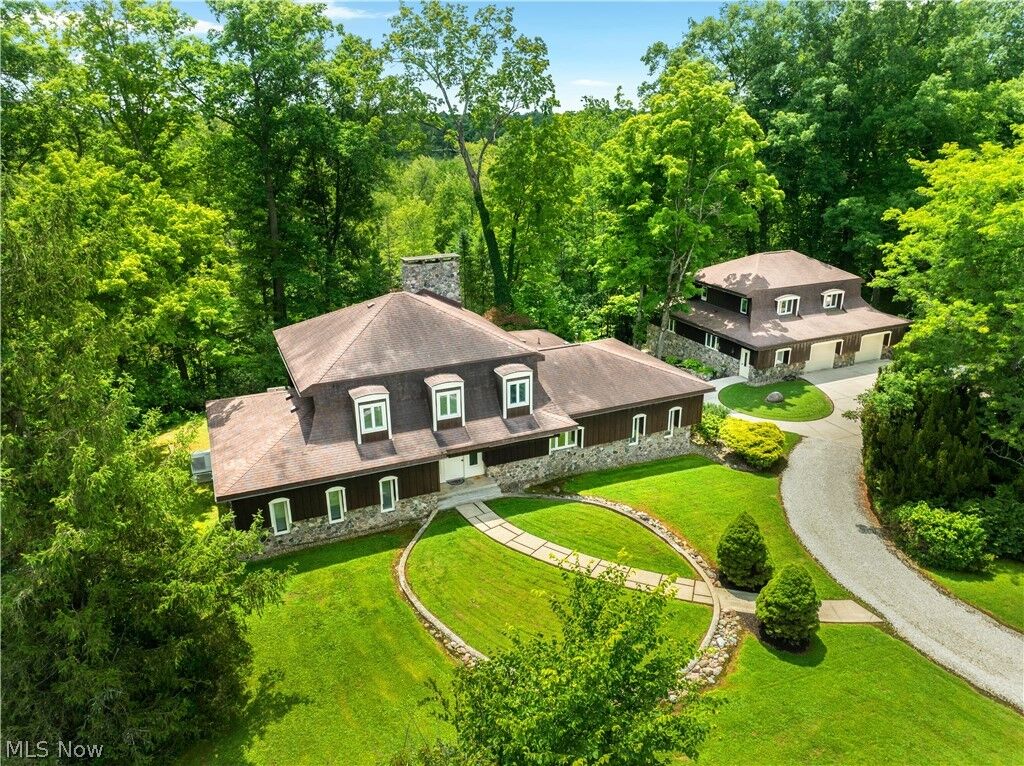 Property Photo:  5587 Charleston Road  OH 44444 