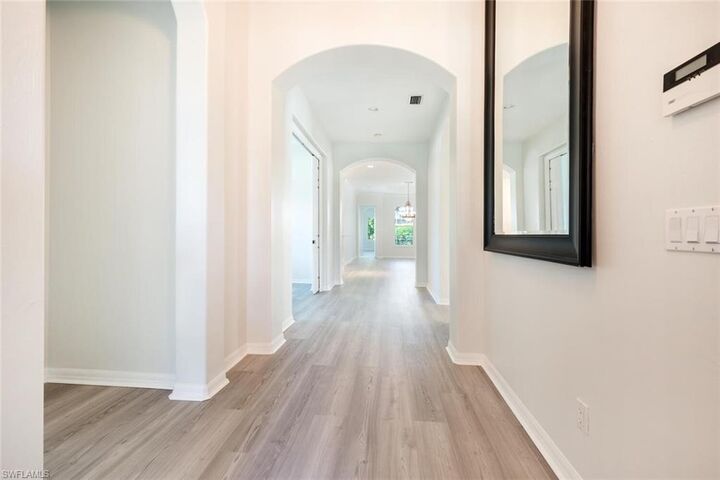 Property Photo: 10800 Fieldfair Dr FL 34119