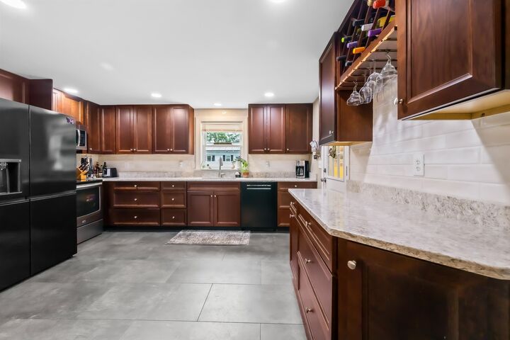 Property Photo: 30 Forest Court NH 03874