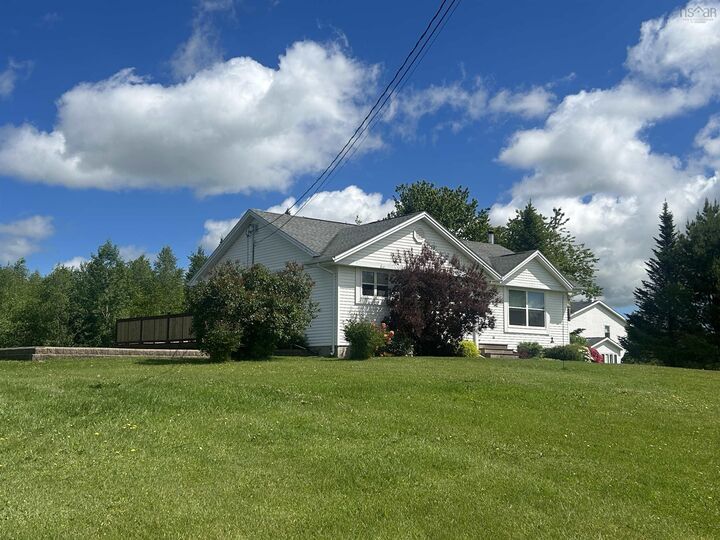 Property Photo: 140 Mountain View Drive NS B2G 2K9