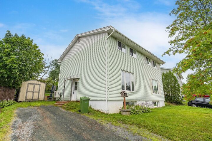 Property Photo:  44 Tillock Drive  NS B4C 1K7 