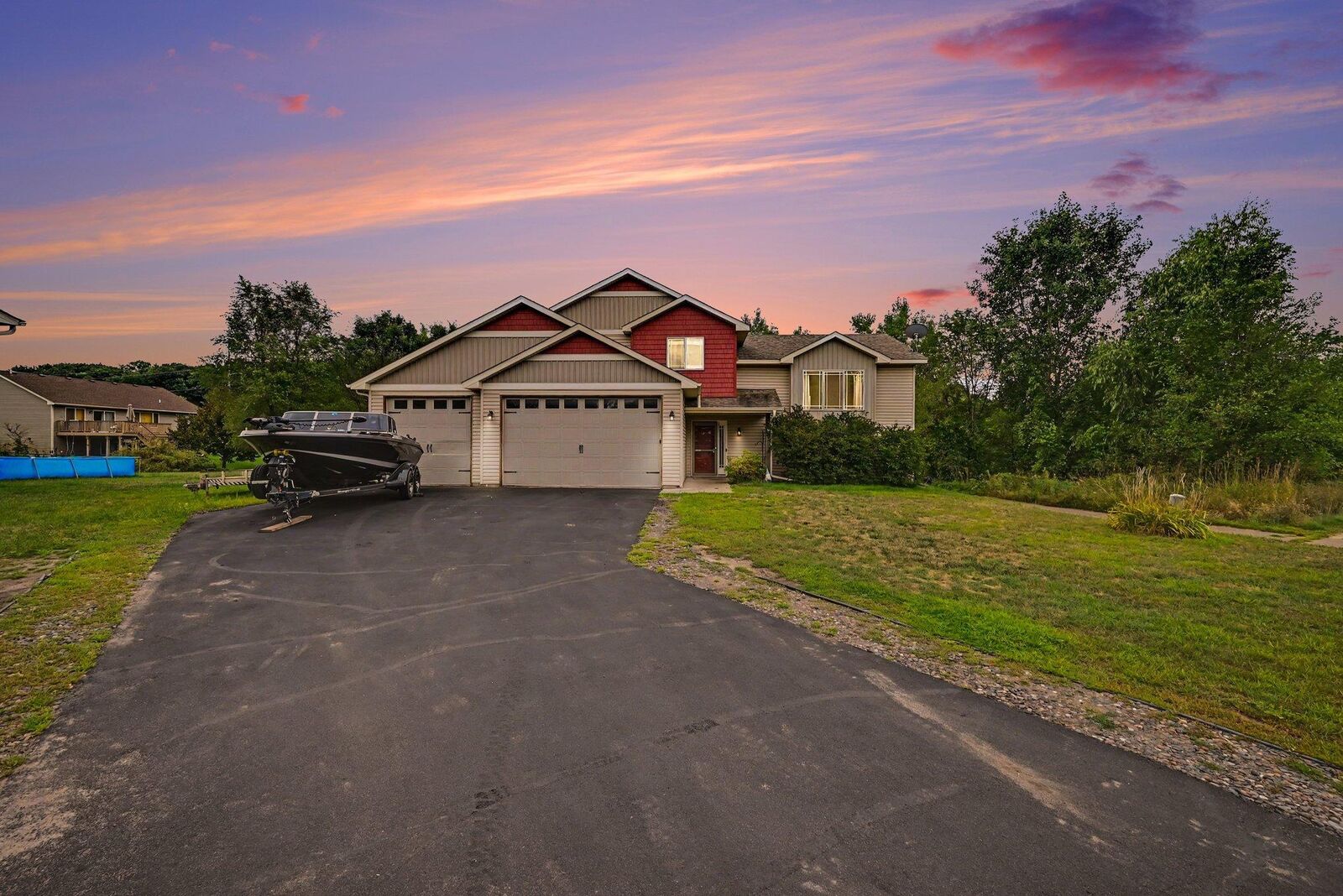 Property Photo: 820 Kelly Street MN 55014