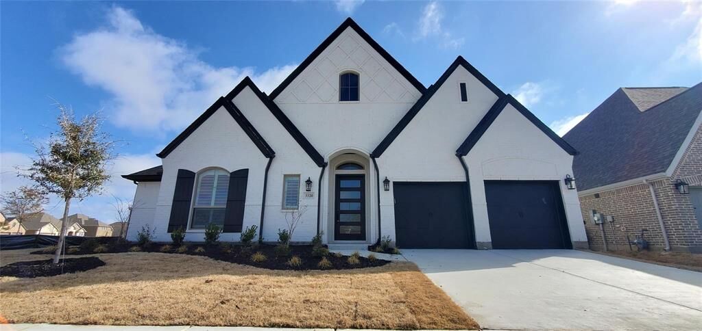 Property Photo: 3320 Honey Suckle Lane TX 75068