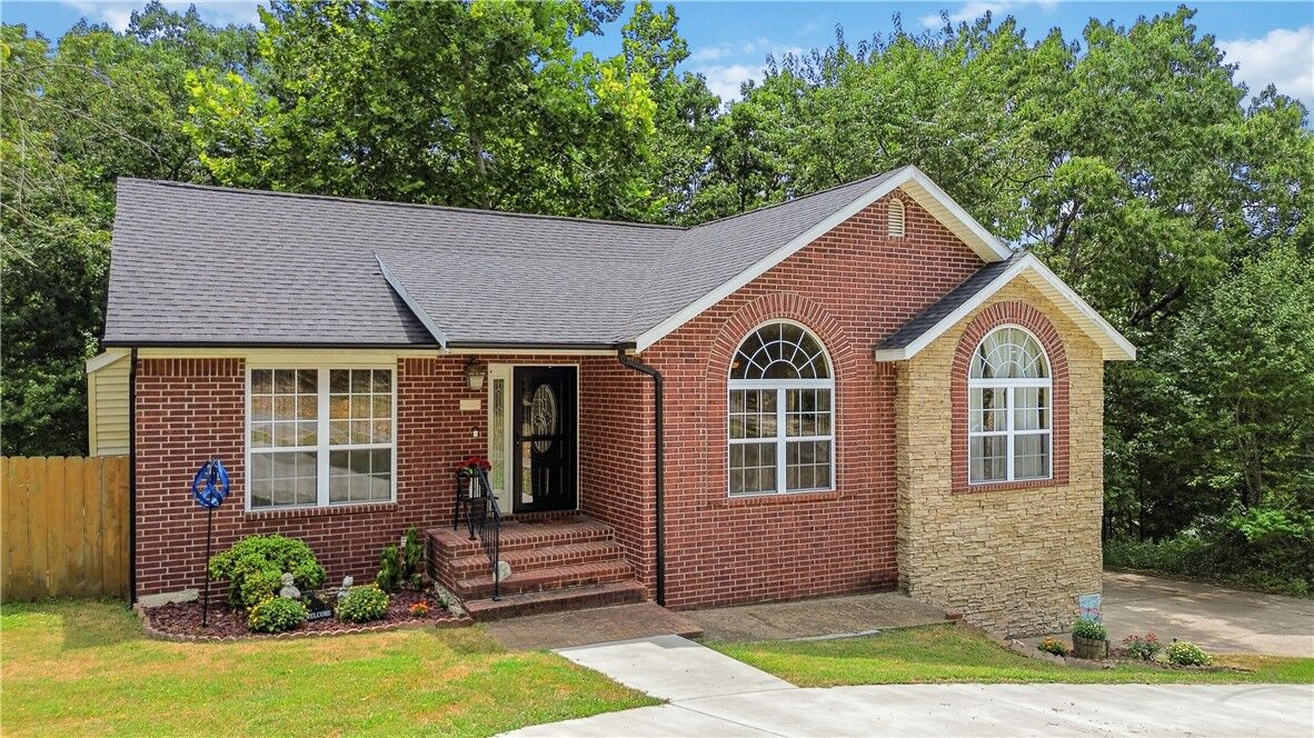 Property Photo:  22549 E War Eagle Road  AR 72764 
