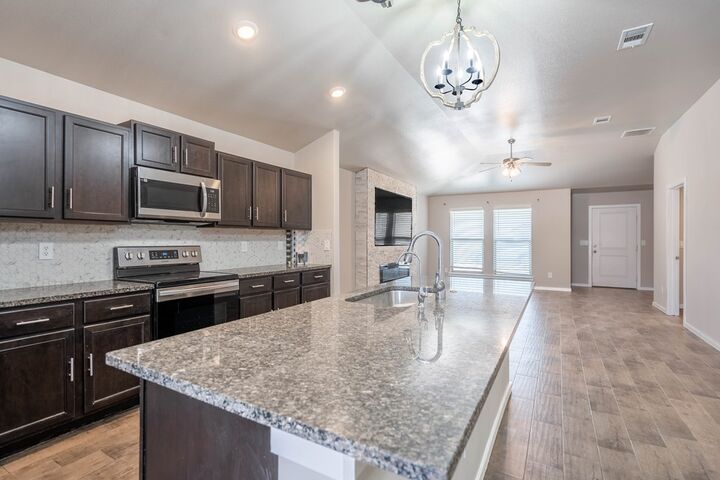 Property Photo: 2311 Outlaw Ct TX 79705