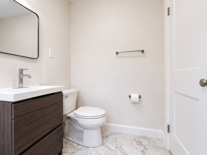 Property Photo: 107 Jersey St 9 MA 02215