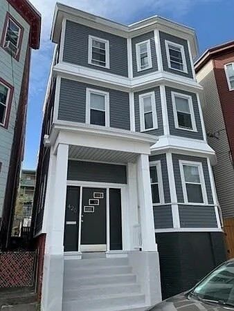 Property Photo: 420 Saratoga Street 3 MA 02128