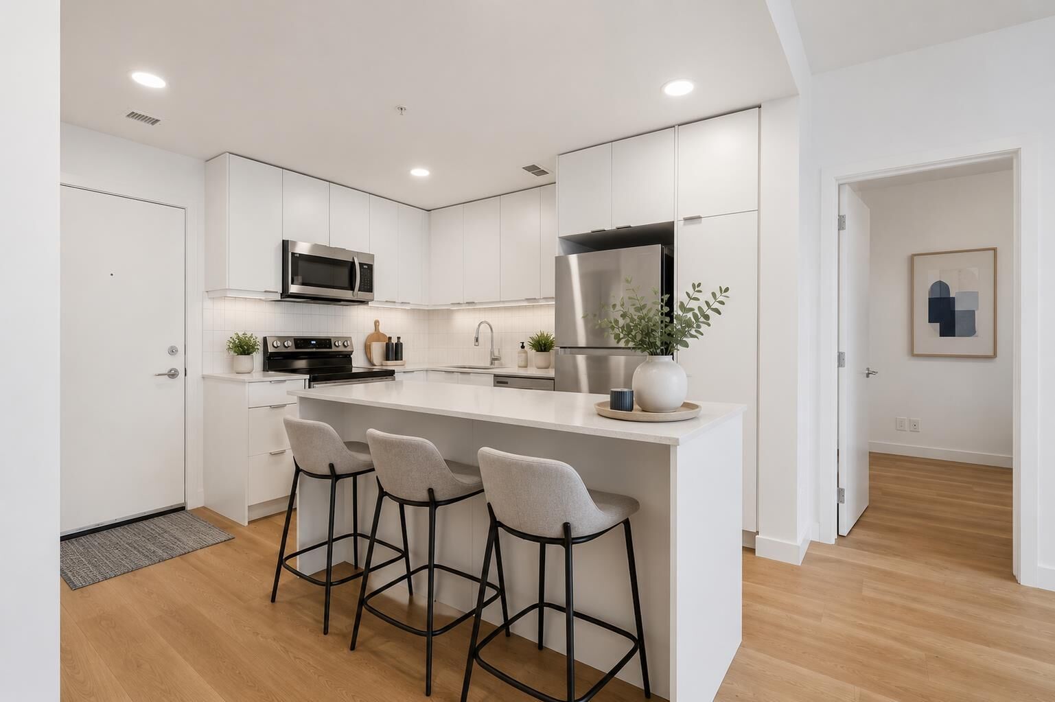 Property Photo: 8500 19 Avenue SE 1313 AB T2A 0M8