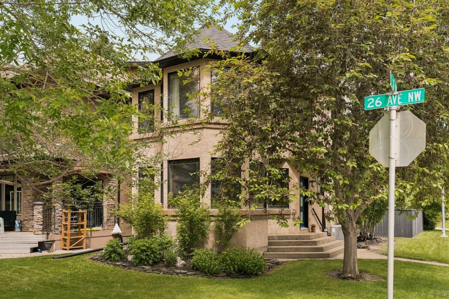 Property Photo:  202 26 Avenue NW  AB T2M 2C9 
