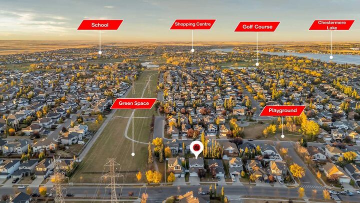 Property Photo: 185 West Lakeview Drive AB T1X 1K2