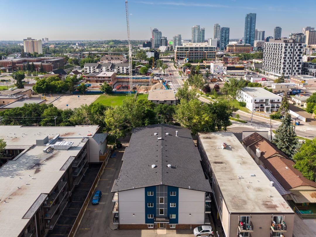 Property Photo:  626 2 Avenue NE 201  AB T2E 0E8 