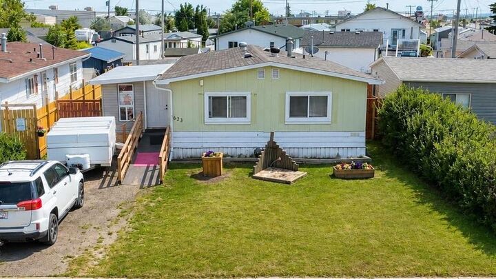 623 5 Avenue W — photo 1