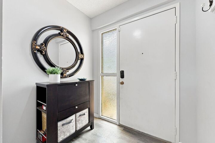 Property Photo: 8533 Silver Springs Road NW 20 AB T3B 4A6