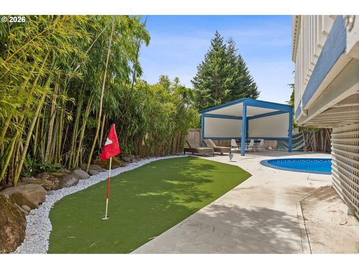 Property Photo: 1021 NE 195th Ave OR 97230