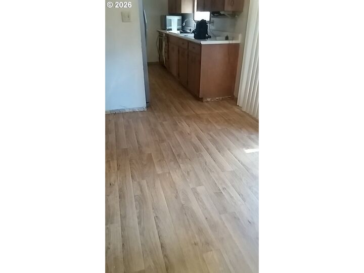 Property Photo: 4618 SE Ina Ave OR 97267