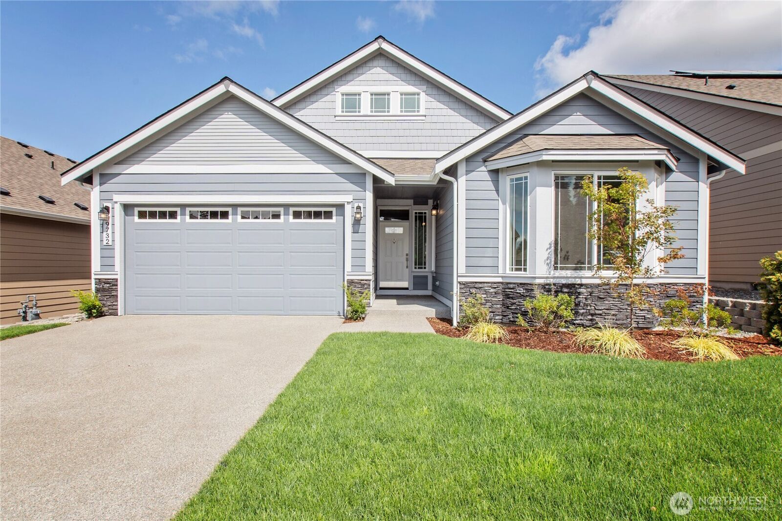 Property Photo:  739  Maggee Street SE  WA 98513 