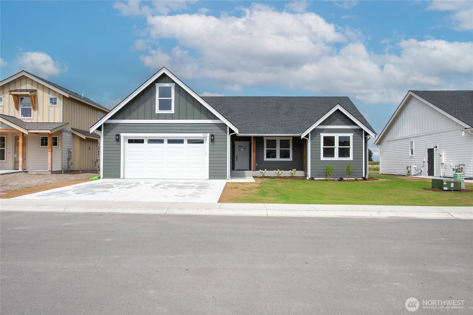 Property Photo: 320 W 3rd Street WA 98247