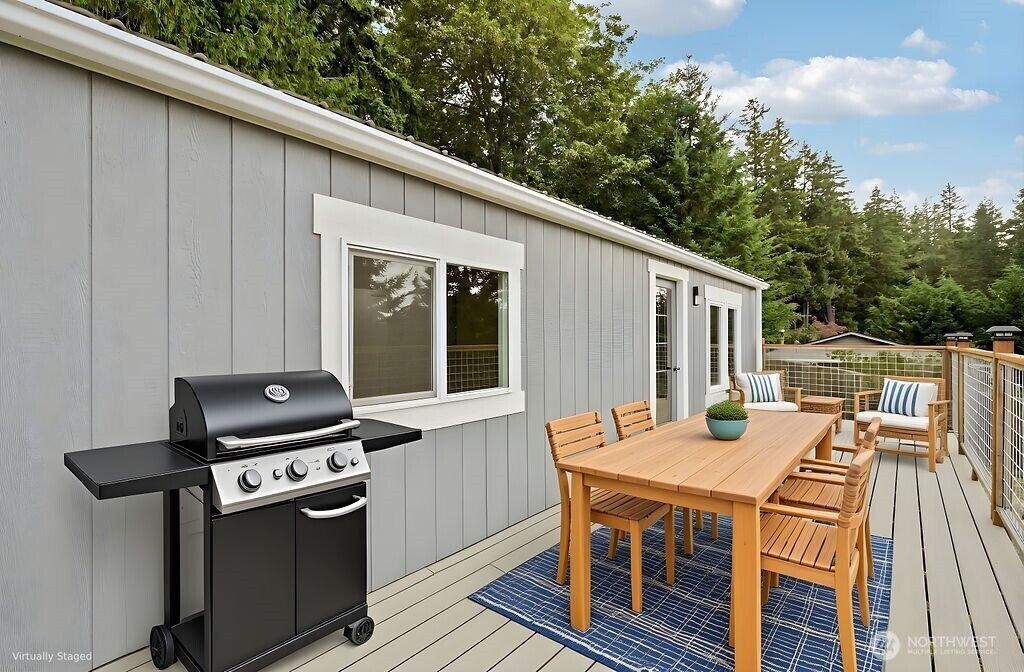 Property Photo: 141 Blueberry Hill Road WA 98365