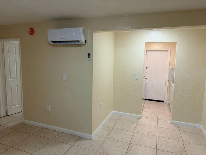 Property Photo: 1135 Sharazad Boulevard 35 FL 33054
