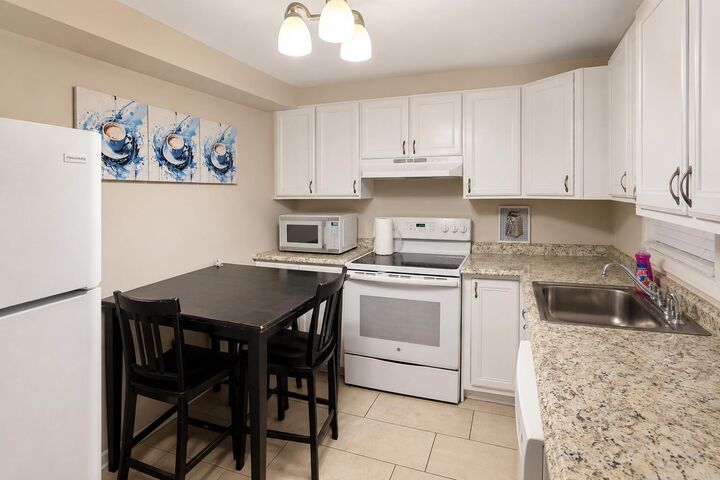 Property Photo: 624 Allen Avenue C FL 33483