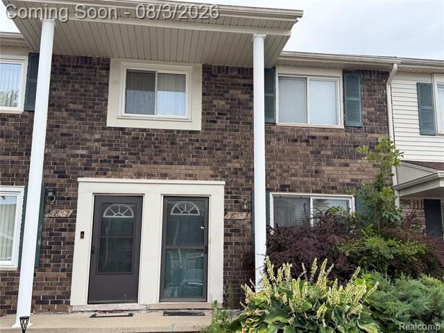 Property Photo:  38129 Jamestown Drive  MI 48312 