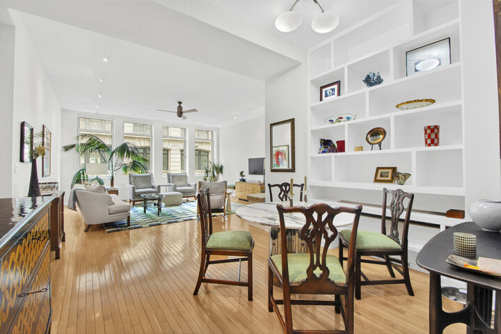 Property Photo:  252 7th Avenue 10F  NY 10001 